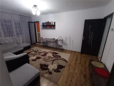 Apartament 4 camere  Podu Ros zona Bd Tutora - Iasi