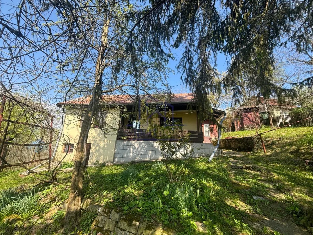 Casa cu teren - foto 11