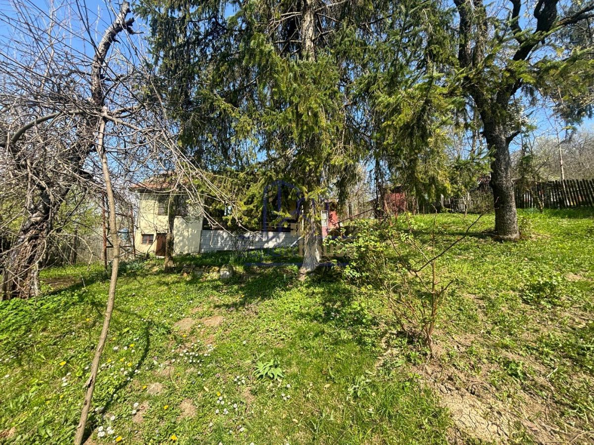 Casa cu teren - foto 21