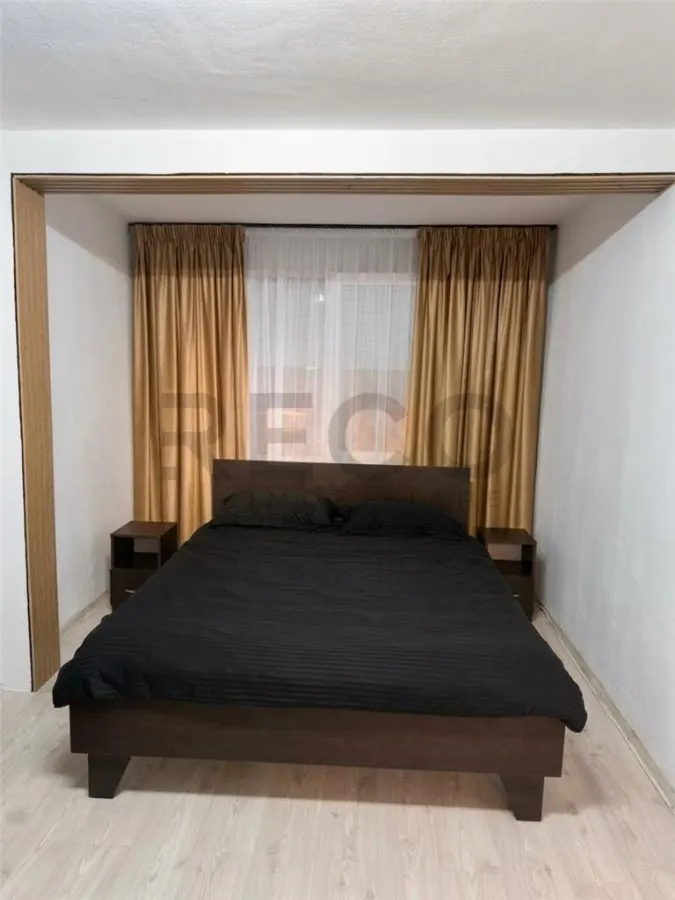 RECO  APARTAMENT 4 camere Rogerius - foto 5