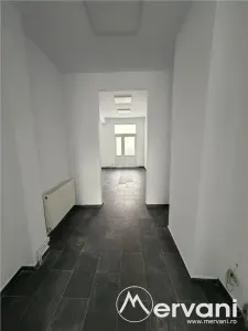Spatiu comercial de inchiriat in Campina - foto 6