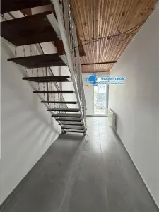 Casa de inchiriat P+1+M-7 cam-Utilitati-Pretabil muncitori constructi - foto 8