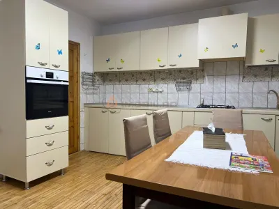 Casă de vânzare Iași - Podu de Fier - Moara de Vânt - foto 5