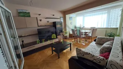 Apartament 3 camere decomandat, etaj intermediar zona Grivitei - Brasov