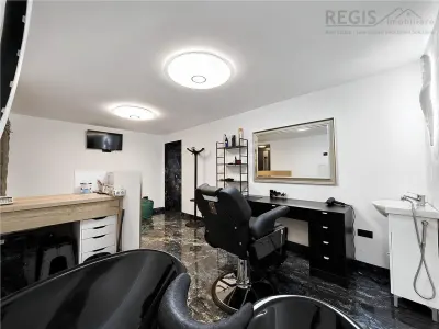 Spatiu comercial ultra finisat cu vad stradal zona Judetean - foto 2