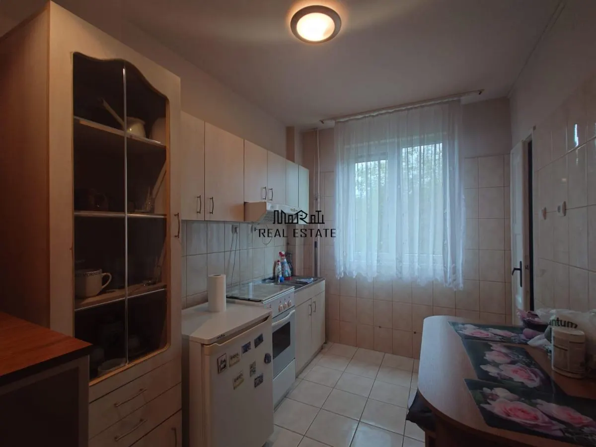 Apartament 3 camere Brad - foto 7