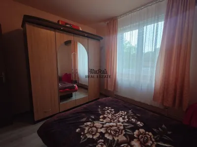 Apartament 3 camere Brad - foto 8