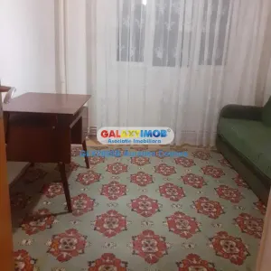 Apartament 3 camere zona Piata Trapezului - foto 2
