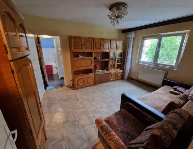 Apartament 2 camere, semidecomandat - zona Florilor - Brasov