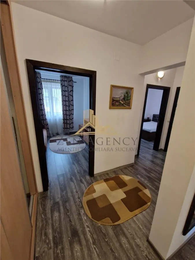 Apartament 3 camere, decomandat - foto 1