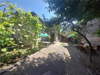Vanzare casa, Ultracentral, negociabil - Ploiesti