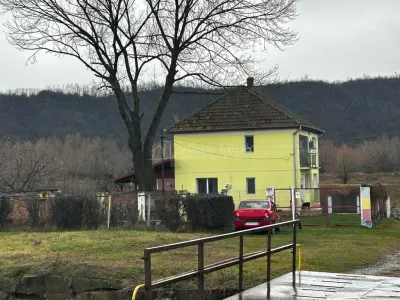 Bocsa Casa D+P+Etj.1. Garaj si Teren, Zona Mioritica. - foto 18