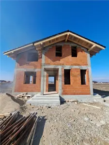 RECO casa la rosu Cihei - foto 3