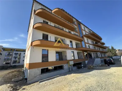 Apartament Bloc nou 2 Camere str Lupului complex nou - foto 3