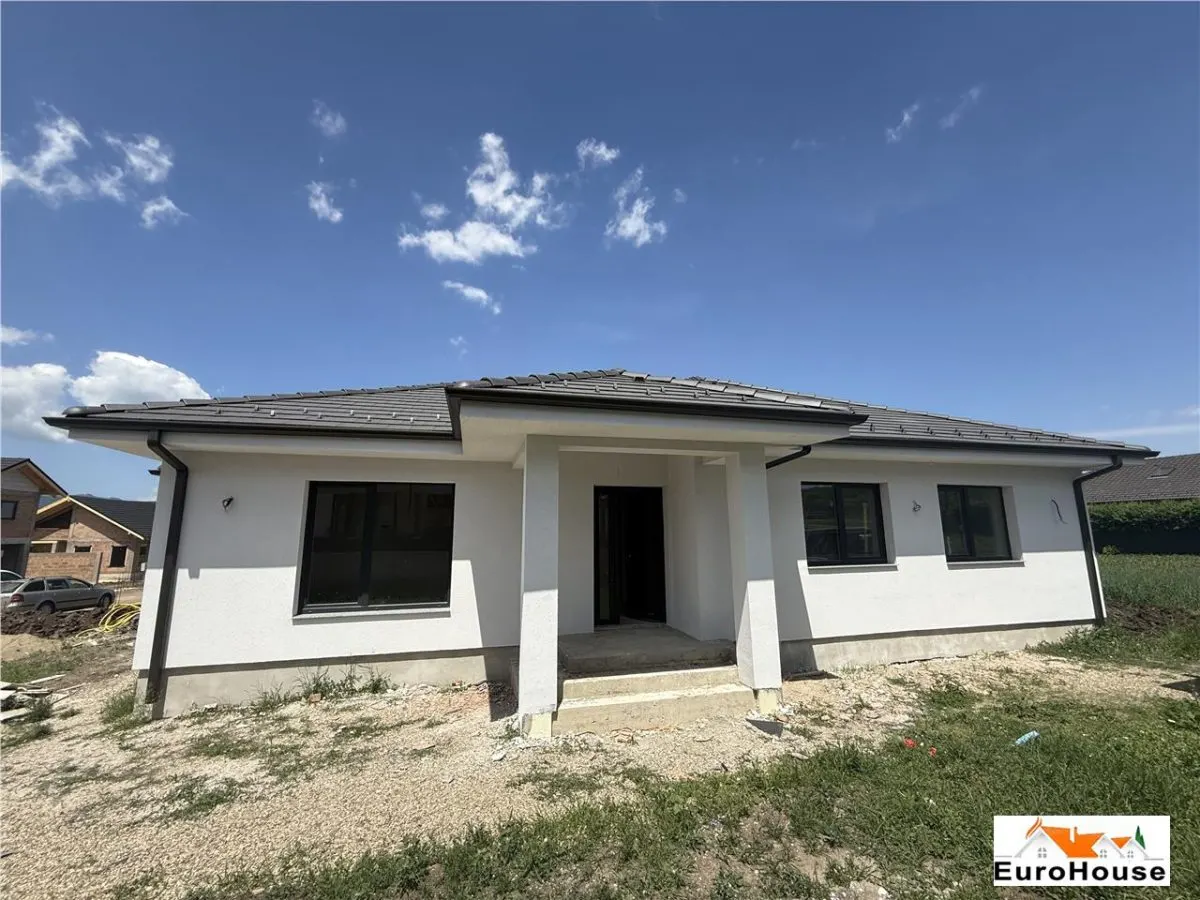 Casa De Vanzare In Alba Iulia , zona Oarda - foto 4
