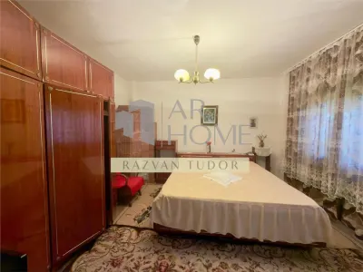 Casa 4 camere , cu beci ,1681m2 teren , Boldesti Scaeni - foto 11
