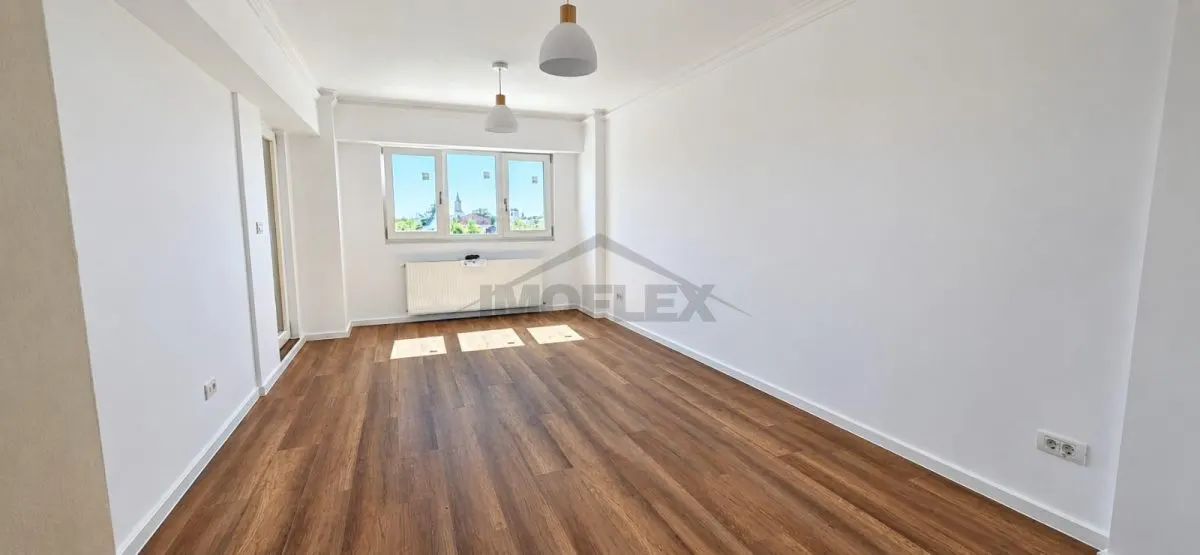 Apartament 4 camere - foto 9