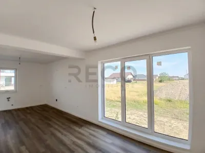 RECO Casa noua cu 4 camere teren 500mp in Santandrei - foto 7