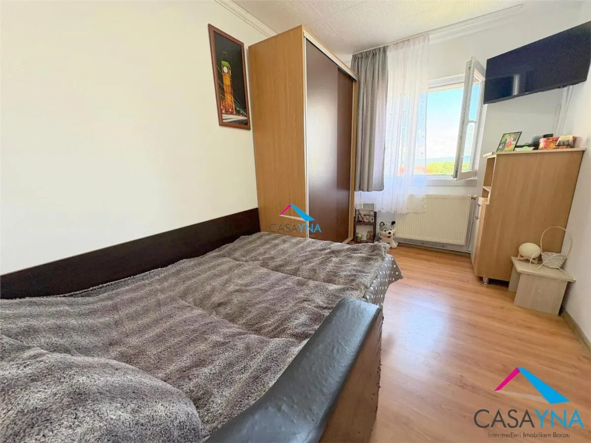 Apartament 3 camere decomandate - 64 mp + balcon 8 mp - Strada Milcov! - foto 3