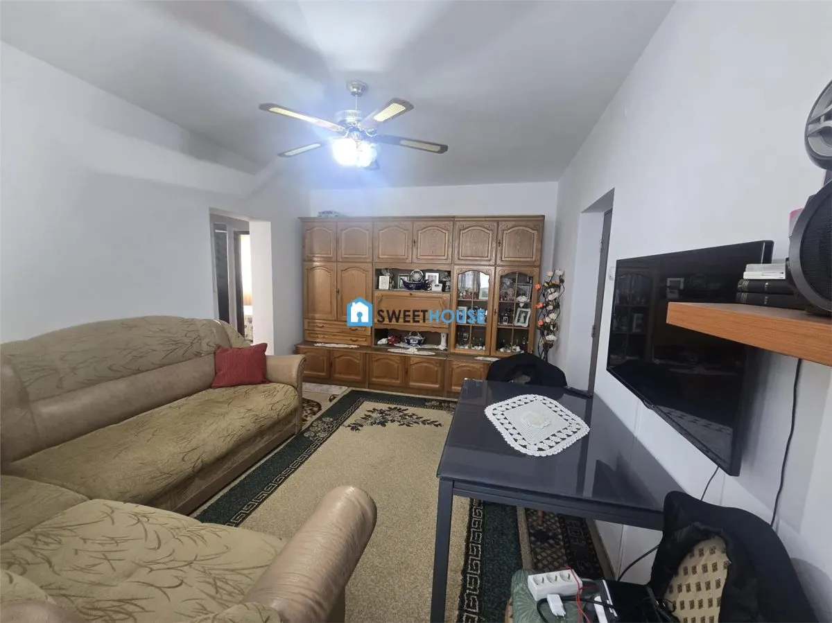 Apartament Primitor cu 3 Camere - foto 5