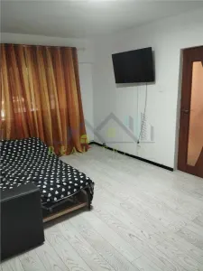 Apartament 2 camere decomandat Centrul Civic- Toamnei - foto 2