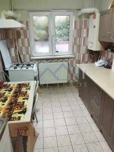 Apartament 2 camere decomandat Centrul Civic- Toamnei - foto 5