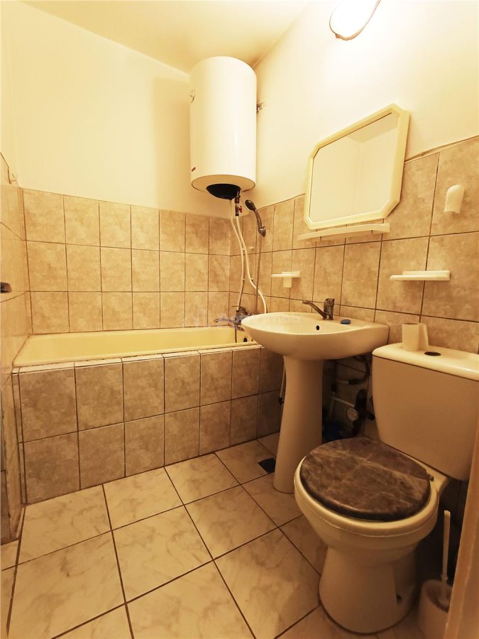 Apartament 2 cam. in Moldova Noua - foto 10