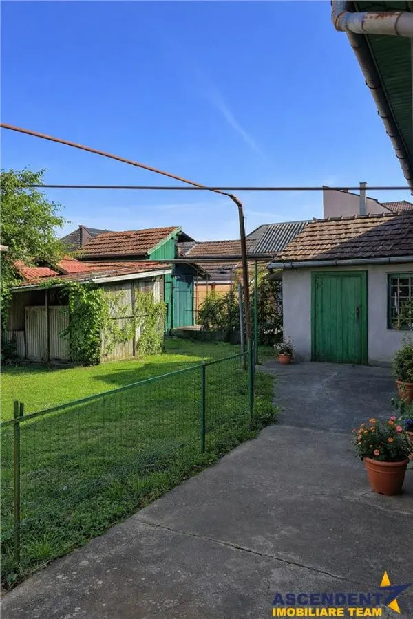 Casa:farmec traditional,gradina,curte,acces auto,pivnita,pod,anexe,Remetea,Targu Mures - foto 12