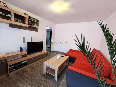 Apartament 3 camere , etaj intermediar - Astra - Brasov