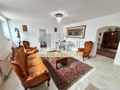 Casa 11 camere D+P,cu o arhitectura deosebita, ultracentral, Ploiesti. - foto 13