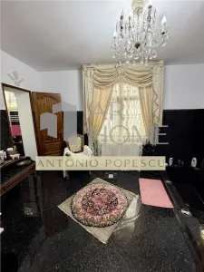 Casa 11 camere D+P,cu o arhitectura deosebita, ultracentral, Ploiesti. - foto 20