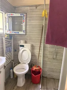 IOSEFIN - AP. 1 CAMERA - mobilat, utilat, centrala proprie, curte comuna - foto 7