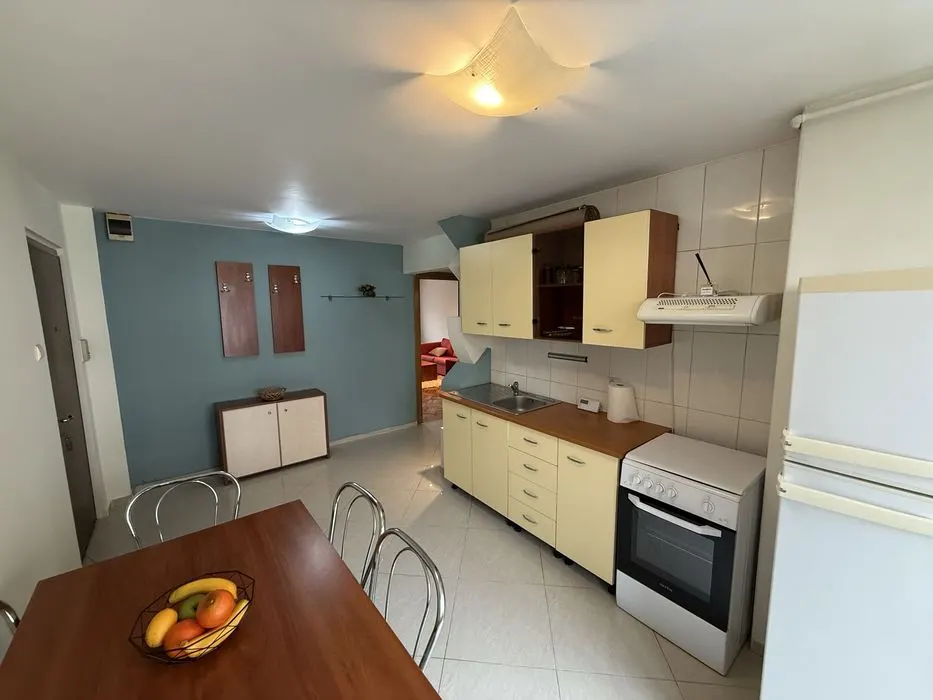 Apartament 2 camere decomandat etajul 2 zona Grivitei- Mihai Viteazul - foto 4