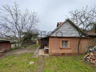 RECO Casa cu 2 camere cu priveliste frumoasa in Diosig - foto 2