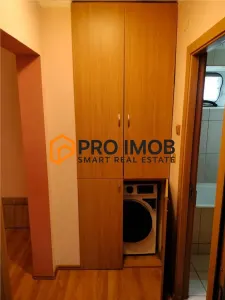 Apartament 2 camere cf 1 semidecomandat zona Micro 5 - foto 6