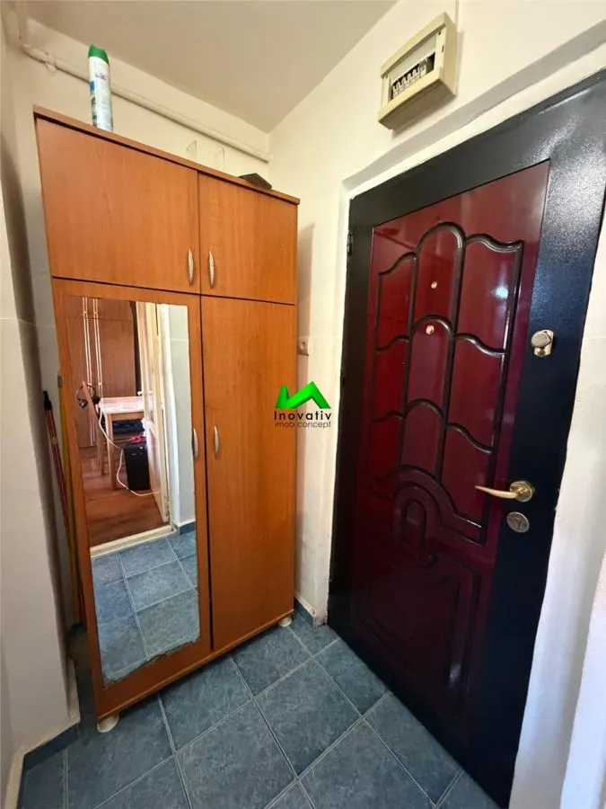 Garsoniera de inchiriat Sibiu Vasile Aaron - foto 3