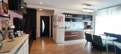 Apartament cu 2 camere, 58 mp plus balcon 8 mp, parcare cu Cf. Zona Eroilor. Posibilitate de recompartimentare! - Floresti