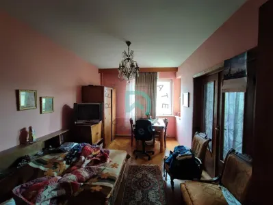 Casa singur in curte, zona  Brasovului Vechi - foto 23