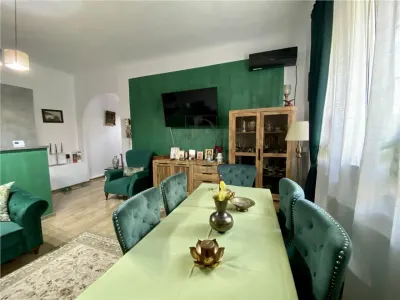 Central, apartament 2 camere, premium, centrala proprie, clima - foto 13