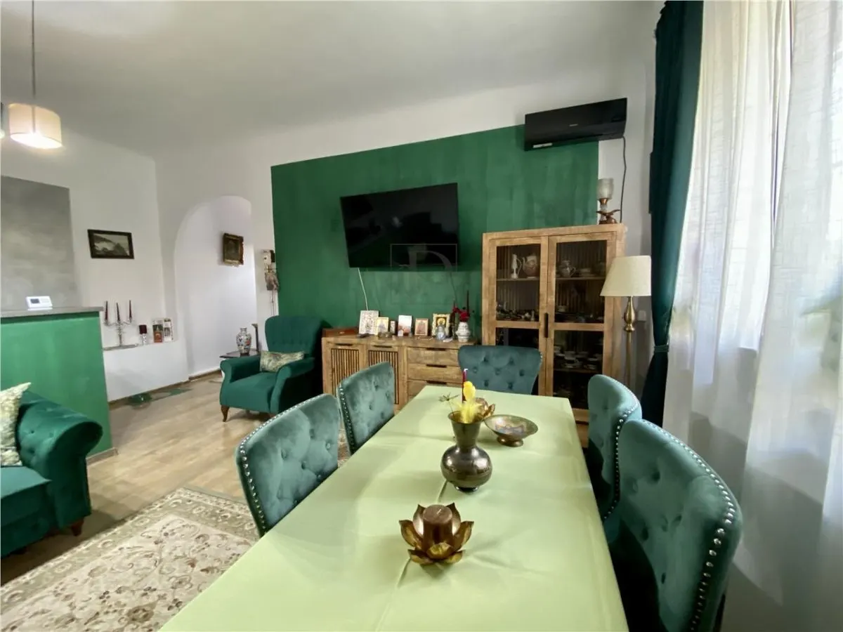 Central, apartament 2 camere, premium, centrala proprie, clima - foto 13