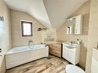 Casa single 5 camere teren 377 mp deschidere la 2 strazi Sibiu - foto 20