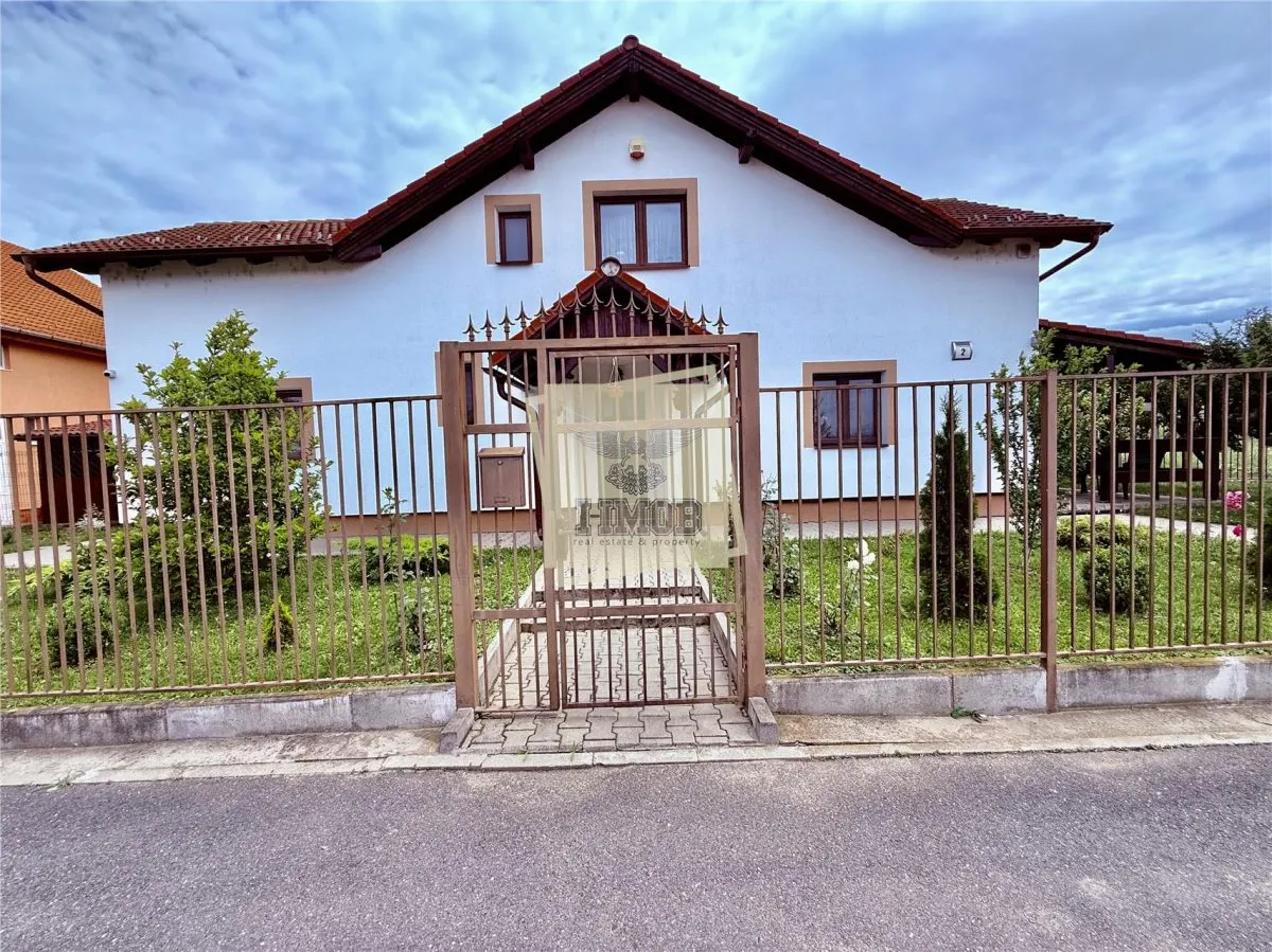 Casa single 5 camere teren 377 mp deschidere la 2 strazi Sibiu - foto 24