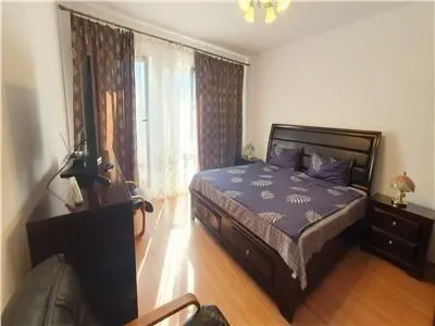 Apartament 2 camere decomandat Tractorul Coresi - Brasov