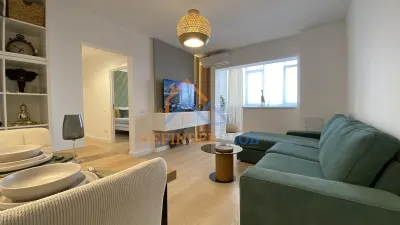 Vanzare apartament 2 camere etajul 6 din 8 zona 13 Septembrie - Marriott - Bucuresti
