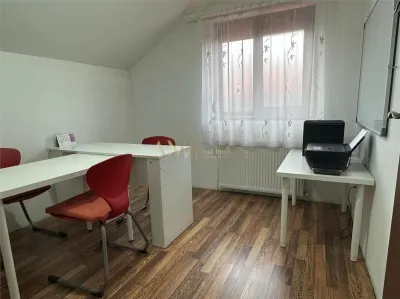 Inchiriere casa 4 camere - foto 14