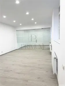 Spatiu birouri, open space renovat - Piata Maria - Timisoara