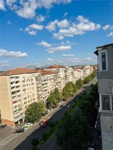 RECO Apartament 3 camere, zona Dacia, balcon, priveliste superba - foto 3