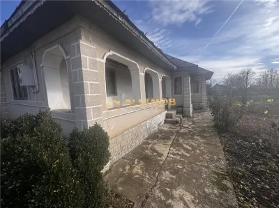 Casa batraneasca  si 1500 mp teren, doua deschideri – Fulga, Prahova - foto 11