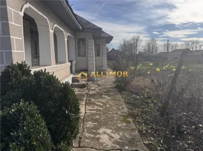 Casa batraneasca  si 1500 mp teren, doua deschideri – Fulga, Prahova - foto 9