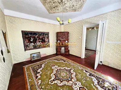 Casă de vânzare în zona Sala Sporturilor – ideală pentru locuit sau investiție - Ploiesti